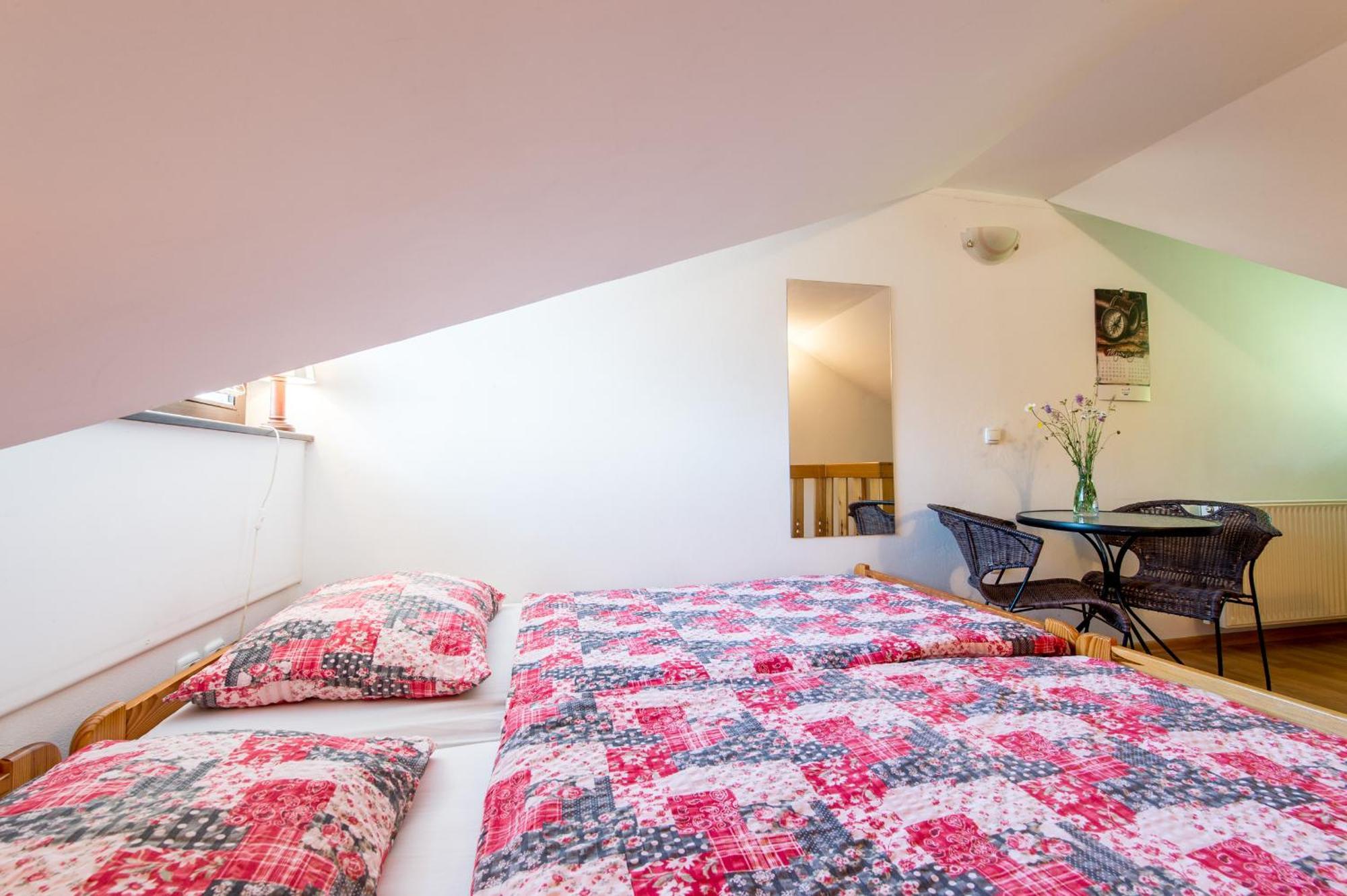 Apartments Jaka Dolenjske Toplice Rom bilde