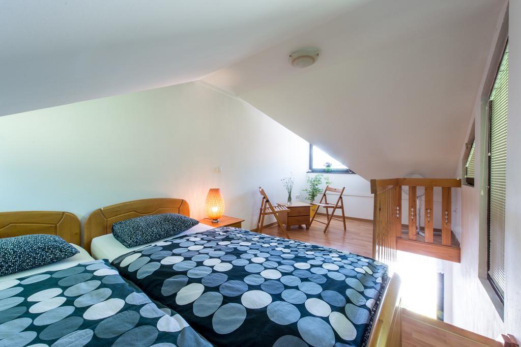 Apartments Jaka Dolenjske Toplice Eksteriør bilde